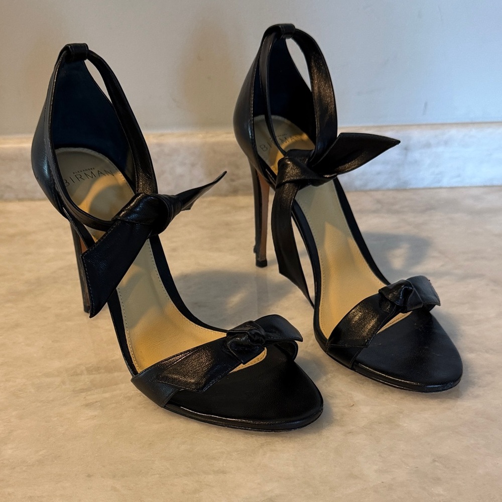 Alexandre Birman Black Bow Heels